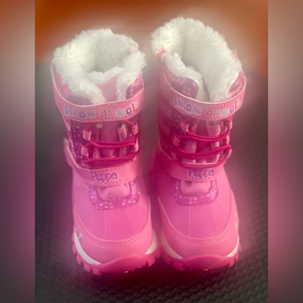 Peppa Pig Pink Snow Boots